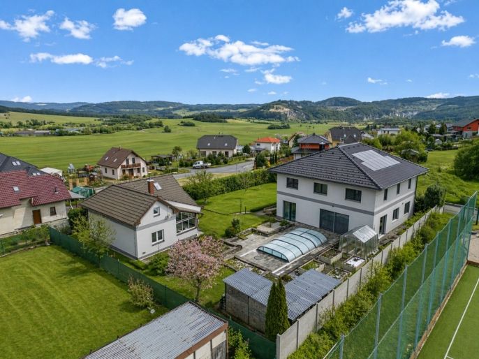 Prodej, Rodinný dům, Tmaň