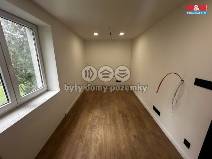 Prodej, Byt 3+kk, Dvory