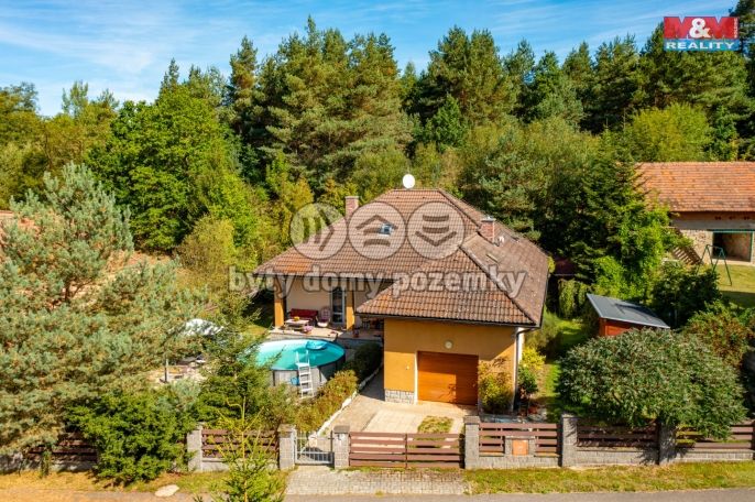 Prodej, Rodinný dům, Hajany