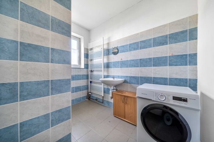 Prodej, Nájemní dům, Poběžovice