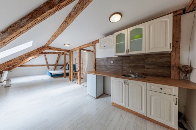 Prodej, Nájemní dům, Hroznětín