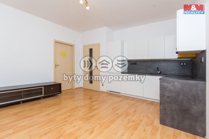 Pronájem, Byt 2+1, Pardubice