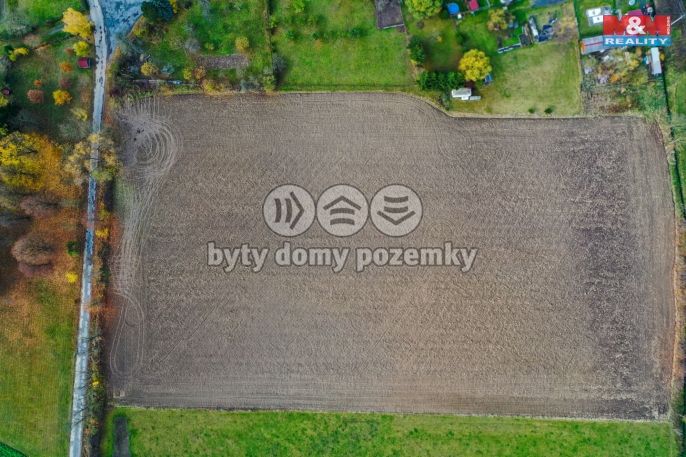 Prodej, Pole, Hradešice