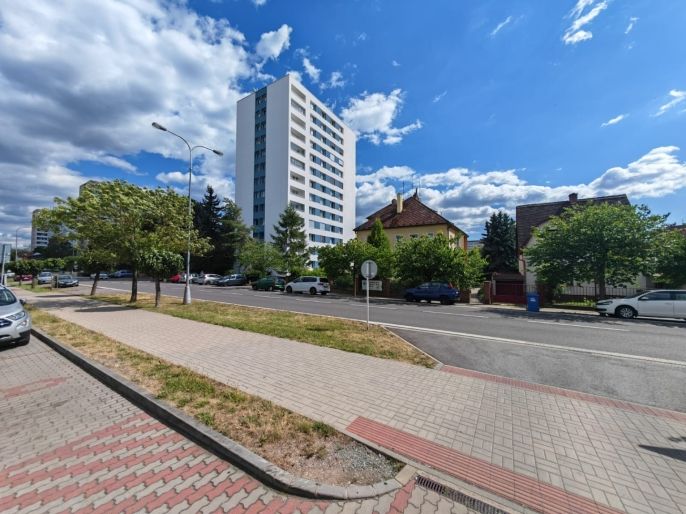 Pronájem, Byt 3+1, Hradec Králové