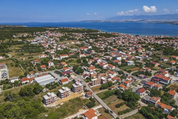 Prodej, Byt 4+kk, Vir