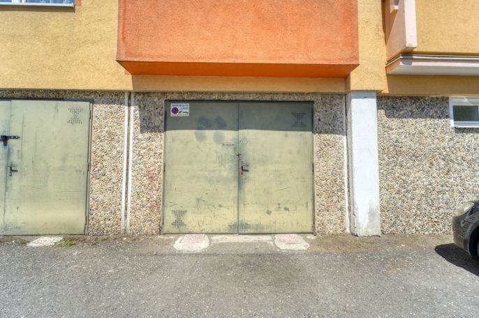 Prodej, Garáž, Hroznětín