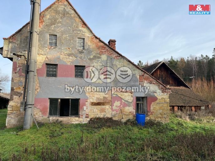 Prodej, Zemědělská usedlost, Pnětluky