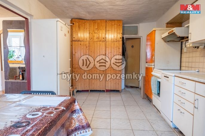 Prodej, Nájemní dům, Husinec