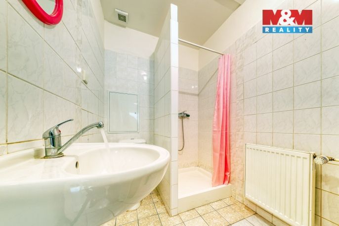 Pronájem, Obchod a služby, Písek