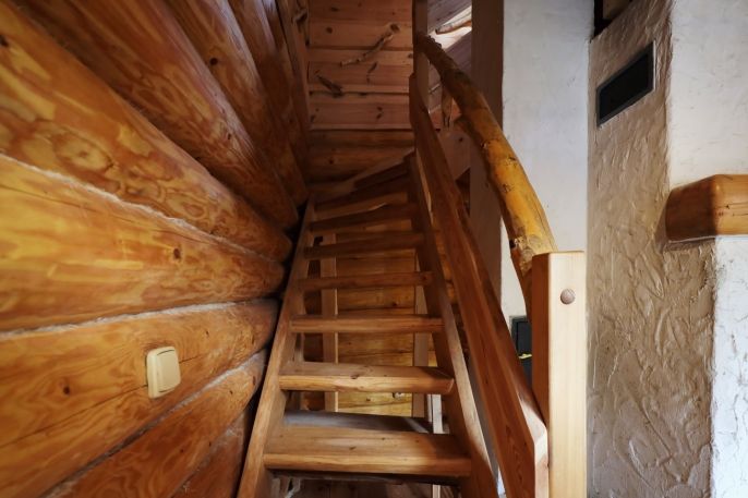 Prodej, Chata, Svépravice