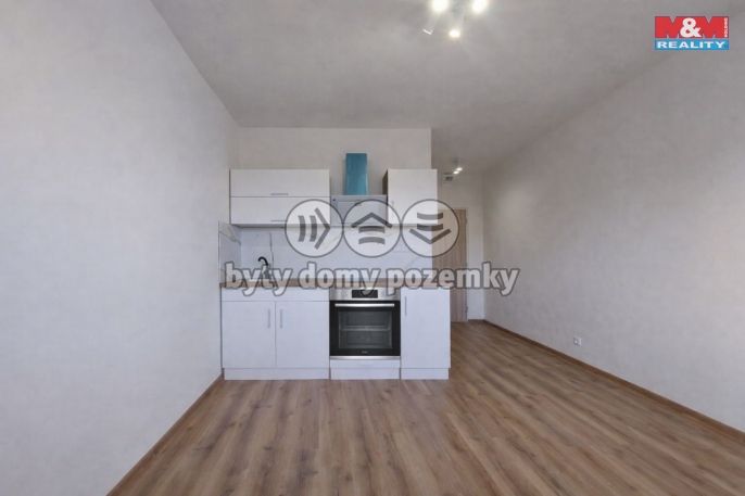 Pronájem, Byt 1+kk, Klášterec nad Ohří