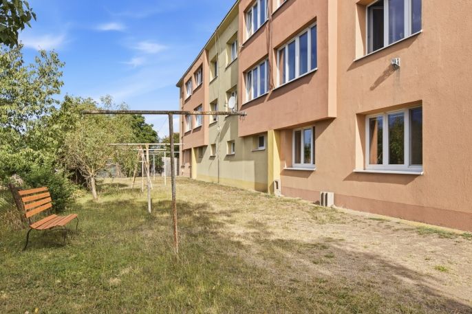 Prodej, Byt 3+1, Kněževes