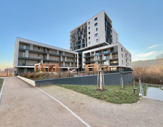 Pronájem, Byt 1+kk, Praha