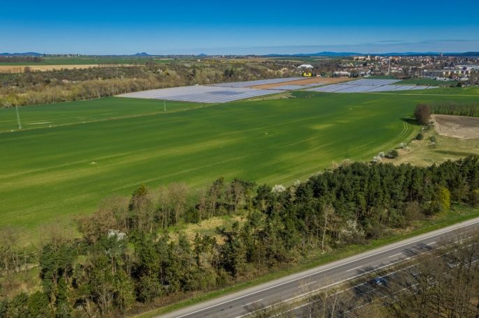 Prodej, Pole, Benátky nad Jizerou