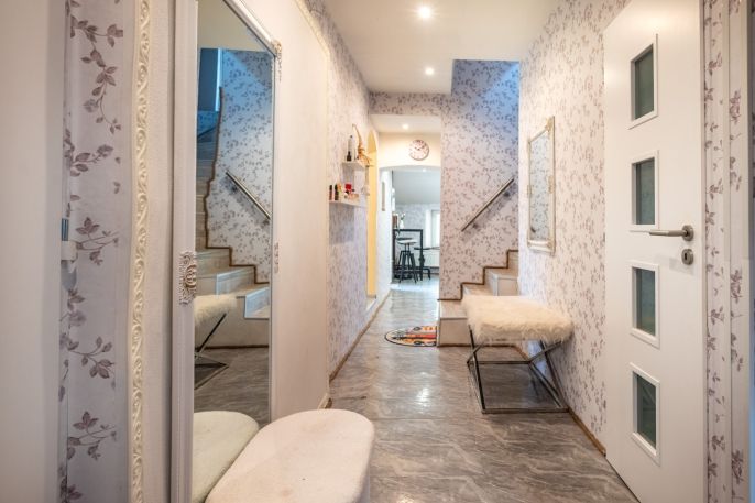 Prodej, Rodinný dům, Husinec