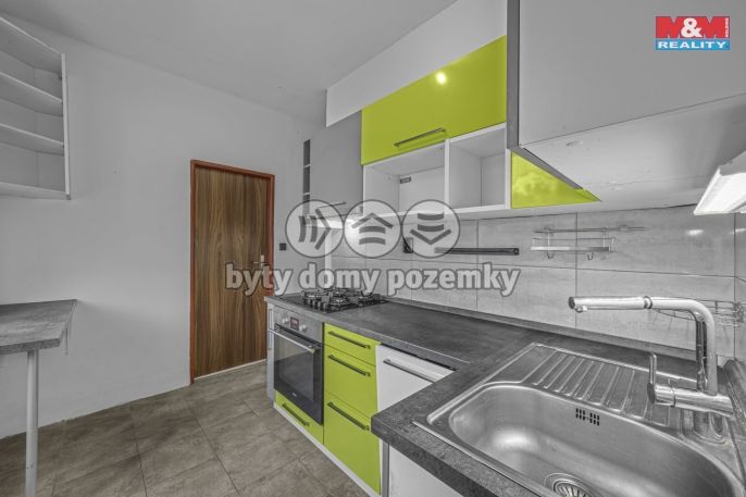 Prodej, Byt 2+1, Hostinné