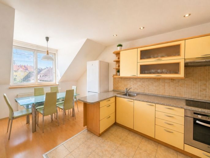 Prodej, Byt 2+kk, Praha