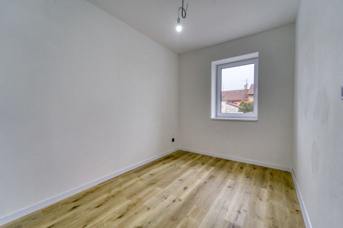 Prodej, Byt 2+kk, Tlučná