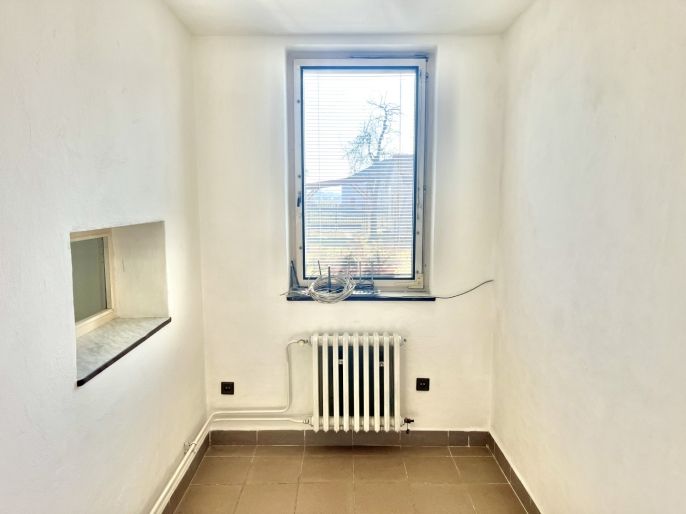 Pronájem, Obchod a služby, Hrdějovice