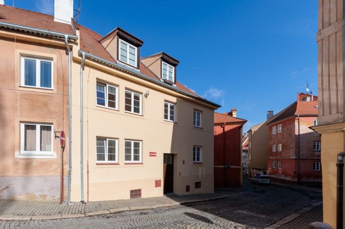 Pronájem, Byt 2+1, Cheb