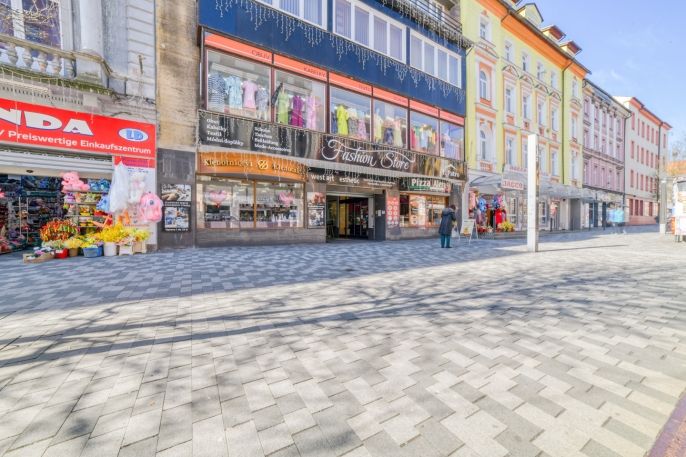 Pronájem, Obchod a služby, Cheb