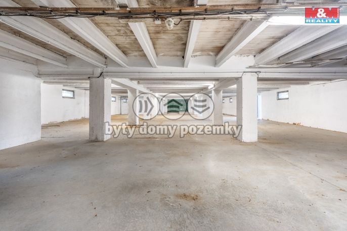 Prodej, Sklad, Křešice