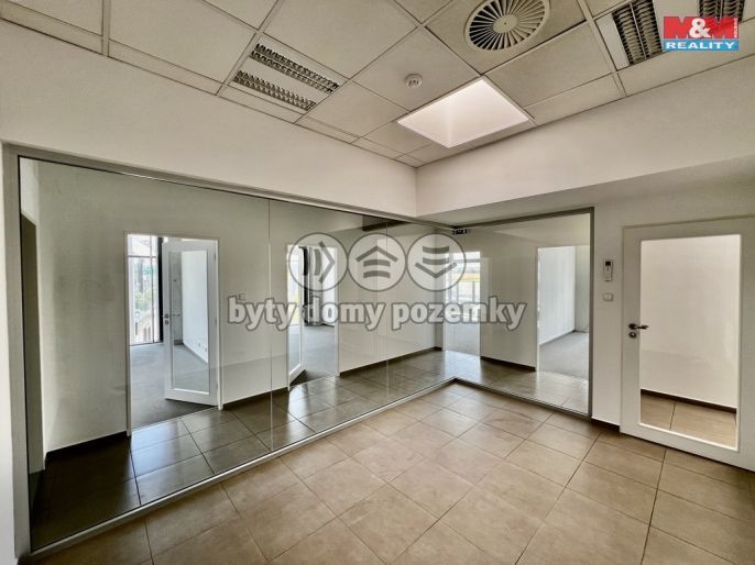 Pronájem, Kancelářský prostor, Nupaky