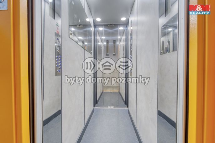 Pronájem, Byt 4+1, Plzeň