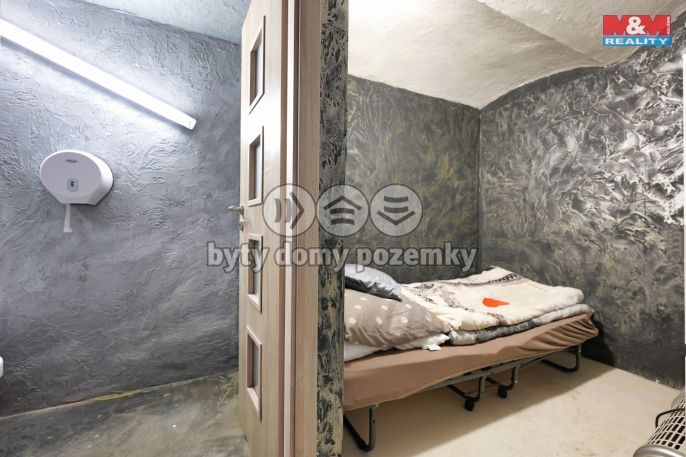 Prodej, Obchod a služby, Šternberk