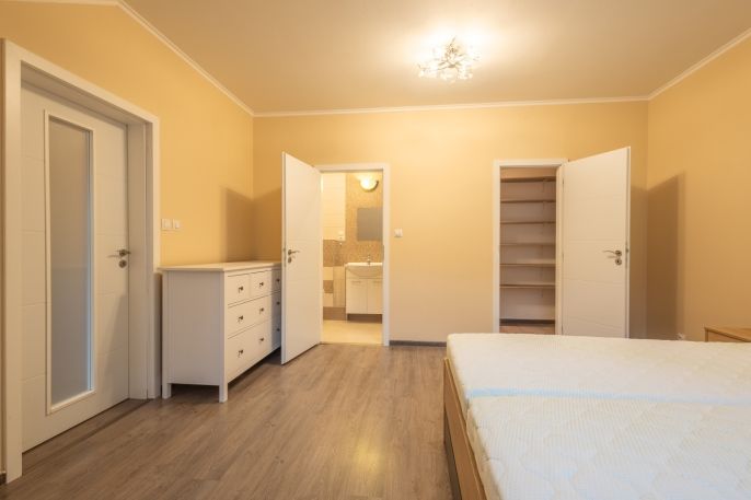 Pronájem, Byt 2+kk, Karlovy Vary