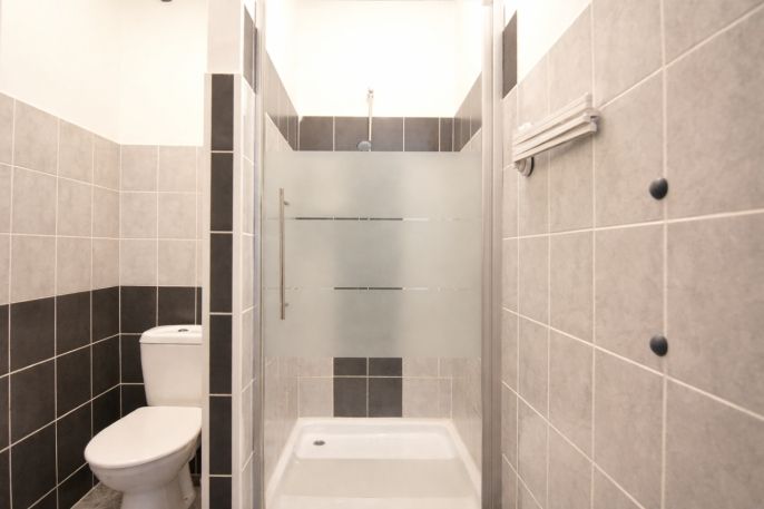 Pronájem, Byt 1+kk, Šestajovice