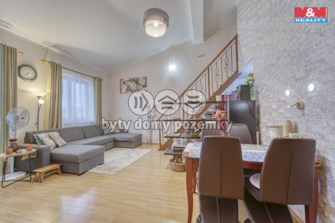 Prodej, Byt 3+kk, Šestajovice