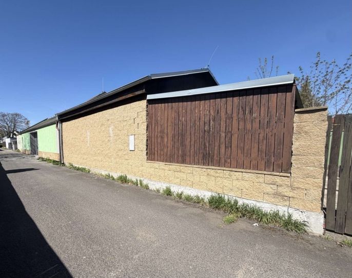 Prodej, Sklad, Spořice