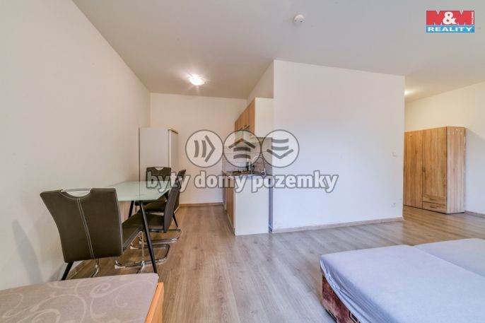 Prodej, Nájemní dům, Nová Role