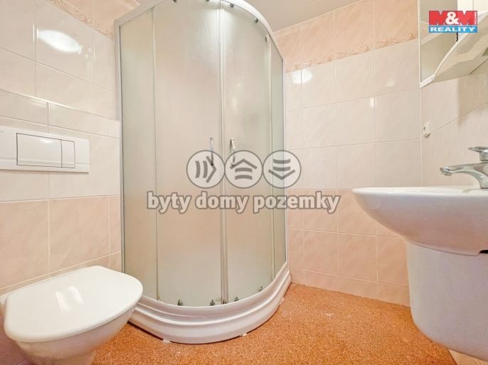 Pronájem, Byt 1+kk, Hradec Králové