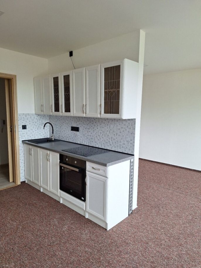 Pronájem, Byt 1+kk, Tanvald