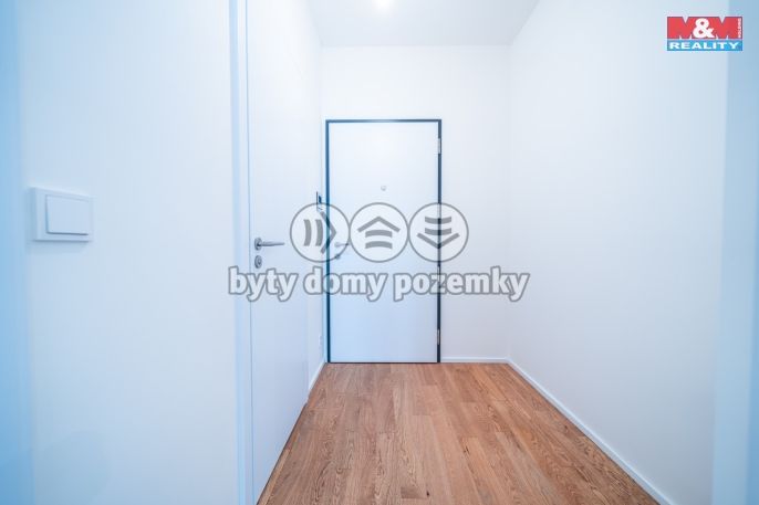 Pronájem, Byt 1+kk, Praha