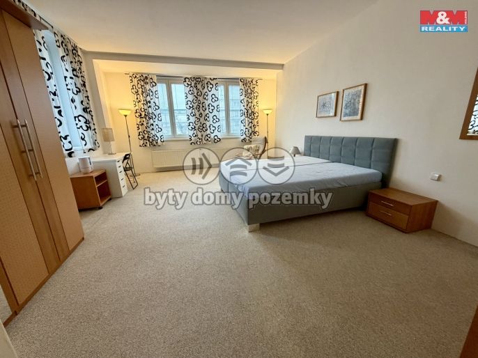 Pronájem, Byt 3+1, Pardubice