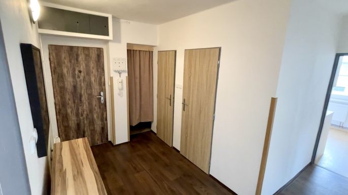 Pronájem, Byt 4+1, Petrovice