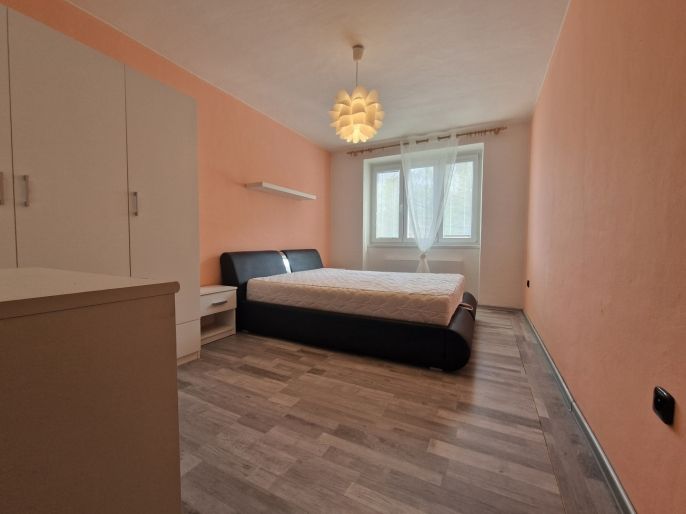 Pronájem, Byt 3+1, Úpice