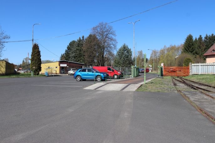 Pronájem, Sklad, Ostrov