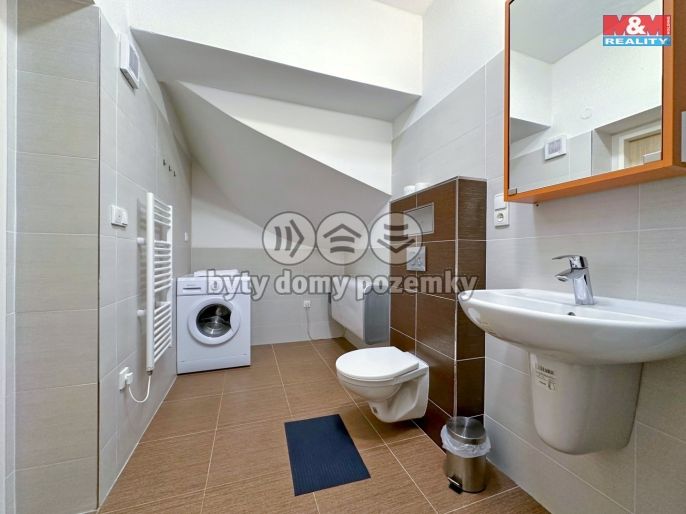 Prodej, Byt 1+kk, Nová Pec