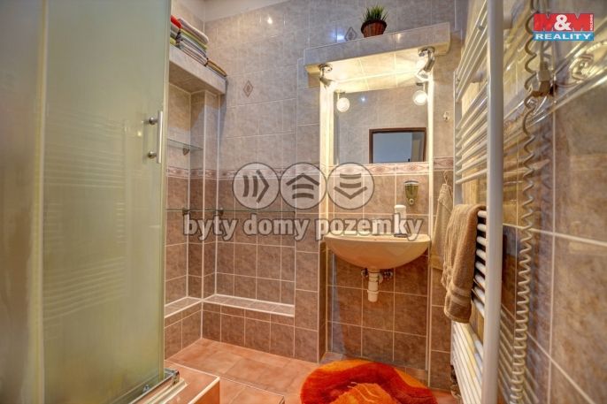 Prodej, Nájemní dům, Hostinné