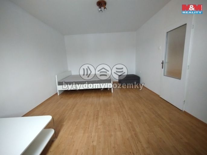 Pronájem, Byt 1+1, Kryry
