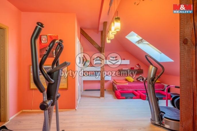 Prodej, Rodinný dům, Hajany