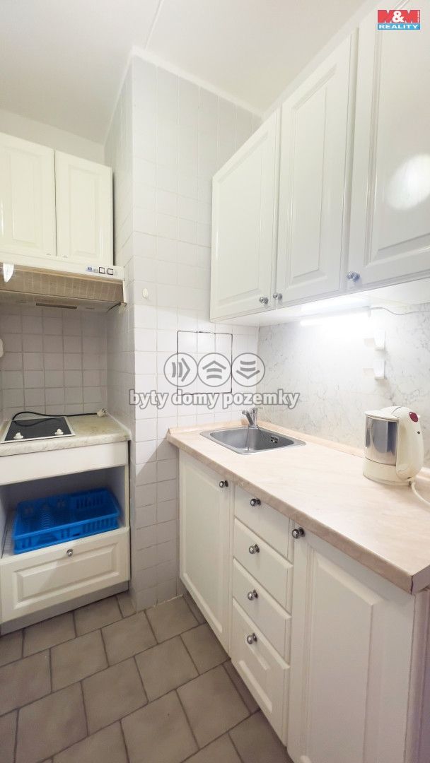 Pronájem, Byt 1+kk, Zlín