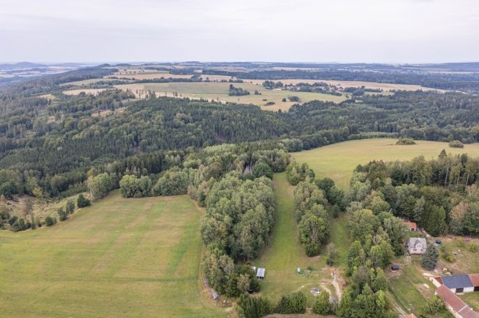 Prodej, Pole, Rodná