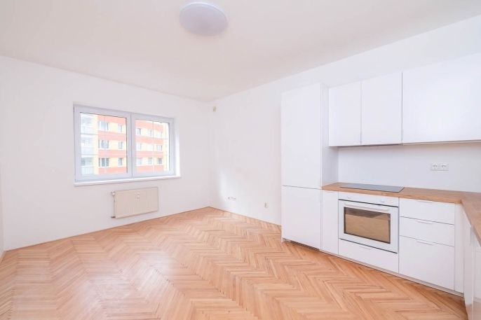 Pronájem, Byt 2+kk, Praha