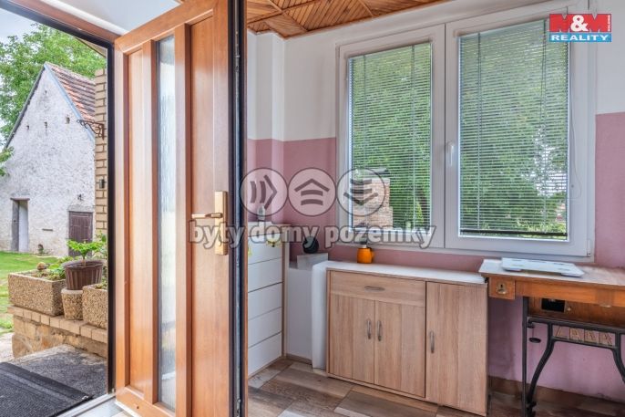 Prodej, Zemědělská usedlost, Dobev