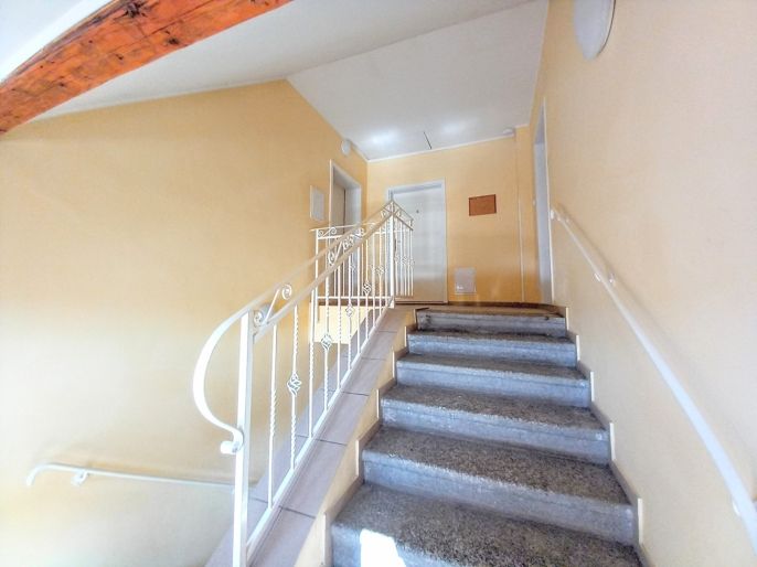 Pronájem, Byt 1+1, Loket